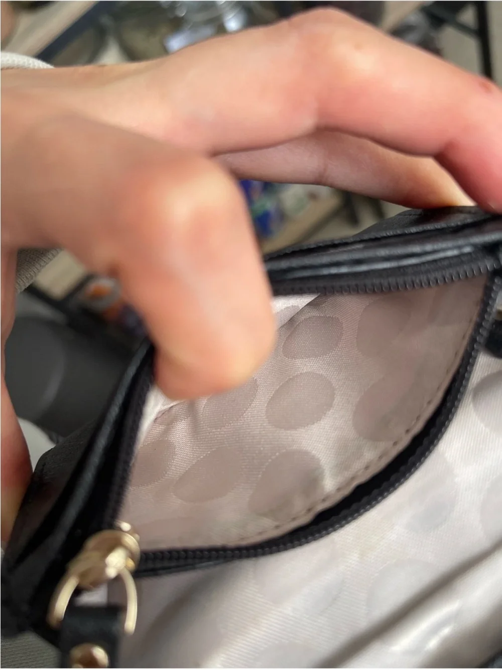 kate spade New York ♠️ Street Darla Black coin purse Wallet with Gold Logo
